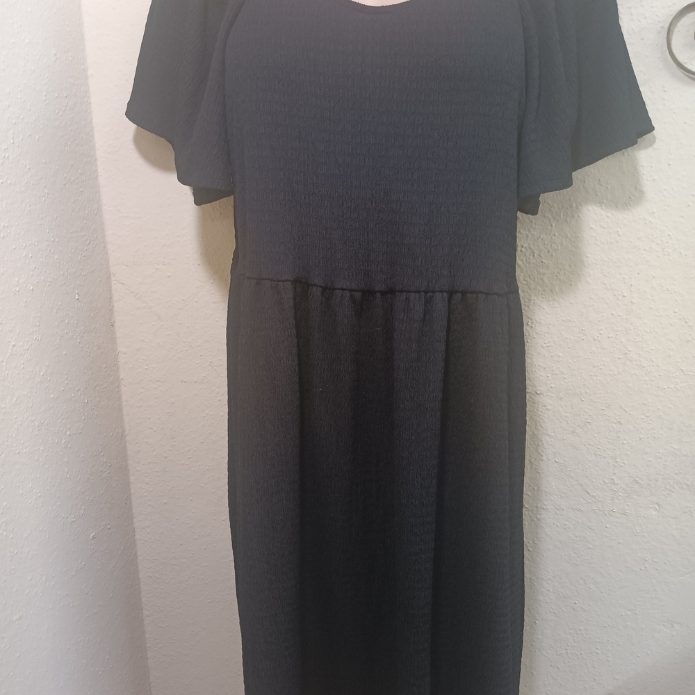 Ava & Viv Black Midi Dress - Picture 2 of 8